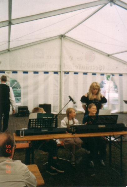 2000-07-07_Dorffest_15.jpg