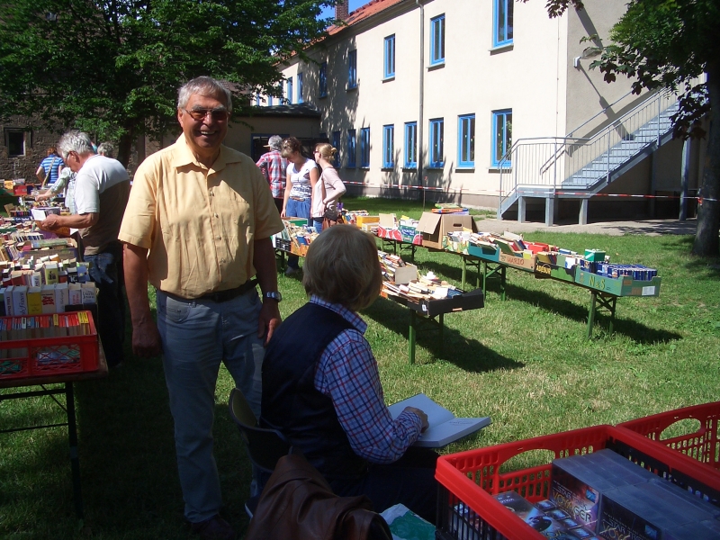 2012-06-23_buechermarkt_040.jpg